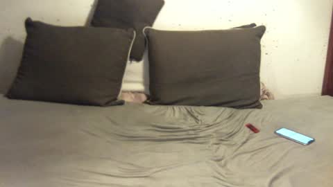 Snapshot of willingwillwet chatting on 03-08-25, 11:28 Call me Babe online show from 03-08-25, 11:28