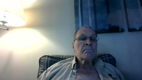 Snapshot of willnedoher chatting on 12-13-24, 01:44 Willhedoher online show from 12-13-24, 01:44