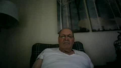 Snapshot of willnedoher chatting on 12-20-24, 03:00 Willhedoher online show from 12-20-24, 03:00