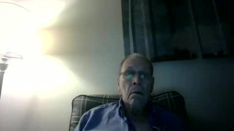 Snapshot of willnedoher chatting on 10-12-25, 01:21 Willhedoher online show from 10-12-25, 01:21