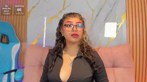 Willow Levine online show from 07-10-26, 02:41