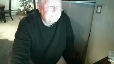 Willy Loman online show from 04-12-26, 03:06