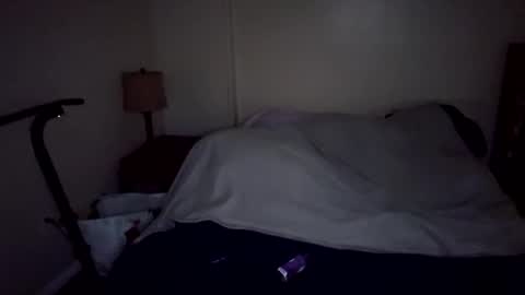 willynn83 online show from 04-19-26, 04:56