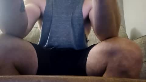 willynn83 online show from 05-19-26, 07:26