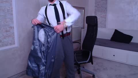 Snapshot of wilsonjules chatting on 01-06-25, 12:16 WilsonJules online show from 01-06-25, 12:16