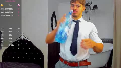 Snapshot of wilsonjules chatting on 10-22-25, 04:57 WilsonJules online show from 10-22-25, 04:57