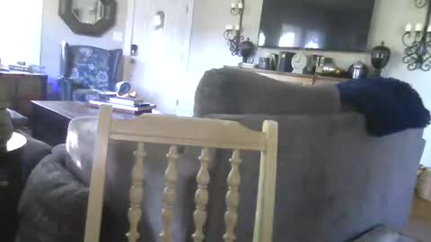 Snapshot of wiltonman chatting on 11-17-25, 02:01 Tips are appreciated online show from 11-17-25, 02:01