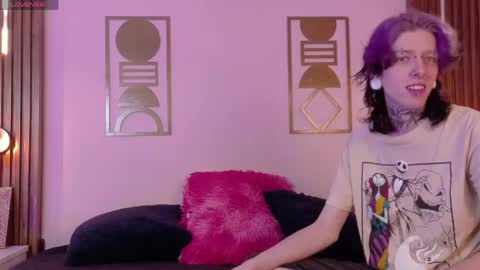 Winchester Hanna online show from 04-18-26, 08:31