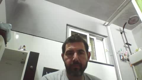 Snapshot of windowpane5 chatting on 12-18-24, 10:57 windowpane online show from 12-18-24, 10:57