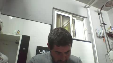 Snapshot of windowpane5 chatting on 12-31-24, 09:50 windowpane online show from 12-31-24, 09:50