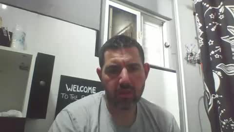 Snapshot of windowpane5 chatting on 01-17-25, 05:41 windowpane online show from 01-17-25, 05:41