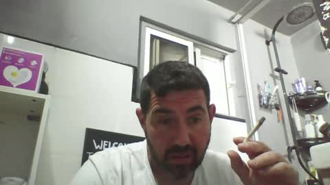 Snapshot of windowpane5 chatting on 02-02-25, 11:42 windowpane online show from 02-02-25, 11:42