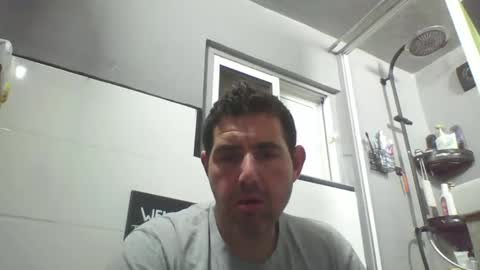 Snapshot of windowpane5 chatting on 02-19-25, 10:42 windowpane online show from 02-19-25, 10:42