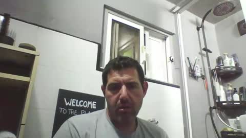 Snapshot of windowpane5 chatting on 02-21-25, 10:48 windowpane online show from 02-21-25, 10:48