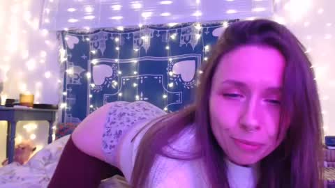 Eevie online show from 12-04-24, 01:25