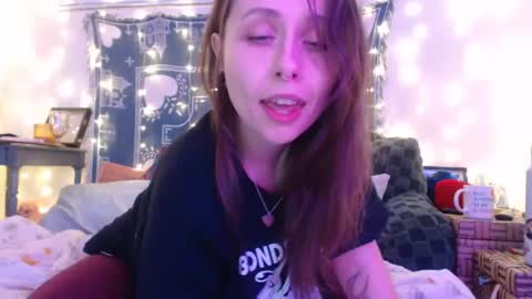 Eevie online show from 12-09-24, 05:51