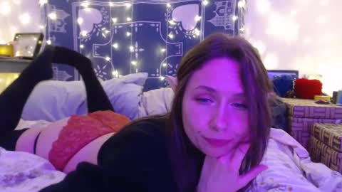 Eevie online show from 12-23-24, 05:39