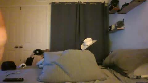 wingnutt765733 online show from 10-02-25, 06:20