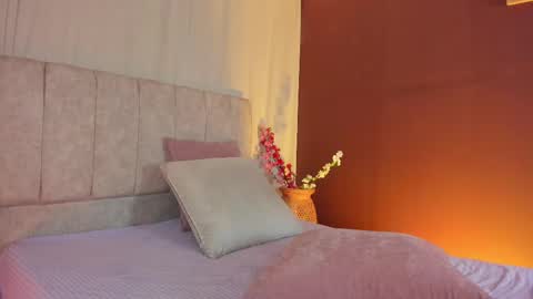 Snapshot of wini_fer chatting on 09-20-25, 04:30 Wini Fer online show from 09-20-25, 04:30