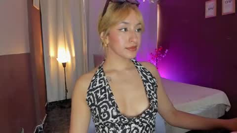 Wini Fer online show from 05-28-26, 02:36