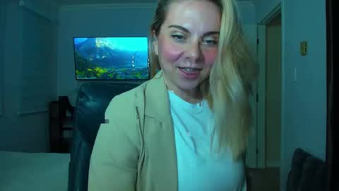 Winter Miracle online show from 10-05-25, 05:50