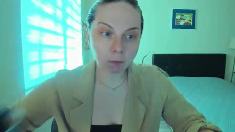 Winter Miracle online show from 04-05-26, 04:37