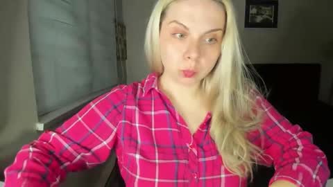 Winter Miracle online show from 04-08-26, 03:06