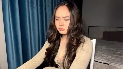 Amina online show from 03-27-26, 04:18