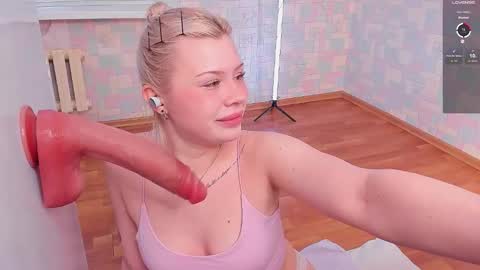 Sophie weight 50kg height 160 online show from 02-11-26, 10:09