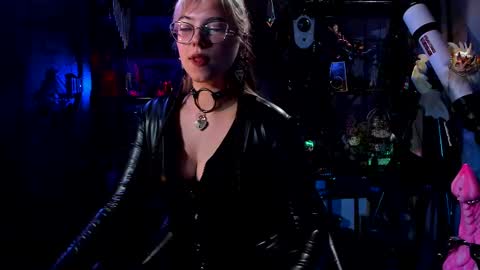 Goddess of two strapons  - Mr. long Don Mr. Pinky online show from 02-18-25, 07:09