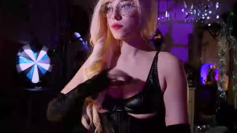 Goddess of two strapons  - Mr. long Don Mr. Pinky online show from 04-23-26, 08:11