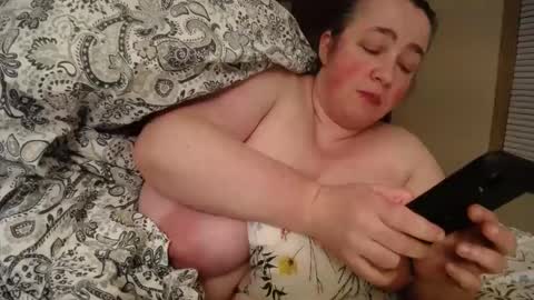 Annie online show from 02-11-25, 04:33