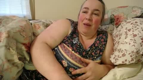 Annie online show from 02-25-25, 12:25