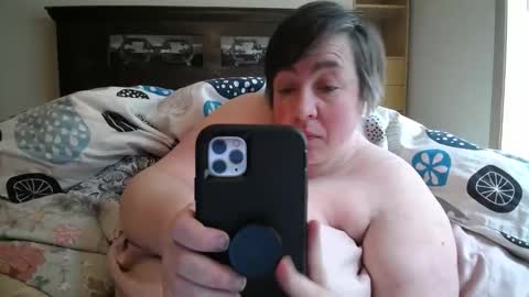 Annie online show from 03-21-26, 06:55