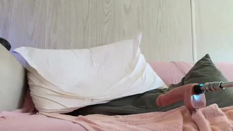 Snapshot of witchbitchmommy chatting on 09-12-25, 03:34 witchbitchmommy online show from 09-12-25, 03:34