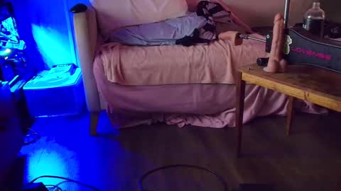 Snapshot of witchbitchmommy chatting on 09-26-25, 07:12 witchbitchmommy online show from 09-26-25, 07:12