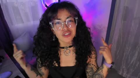     Luna Violeta  A r t i s t  online show from 01-14-25, 11:05