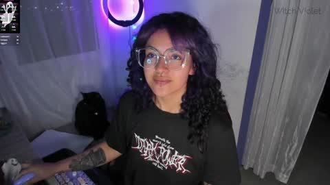     Luna Violeta  A r t i s t  online show from 01-22-25, 11:43