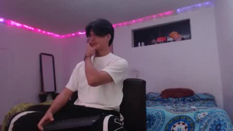 Snapshot of with_ken chatting on 02-09-26, 01:31 Ken online show from 02-09-26, 01:31