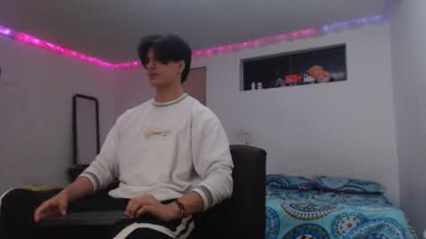 Snapshot of with_ken chatting on 02-11-26, 06:51 Ken online show from 02-11-26, 06:51