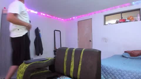 Snapshot of with_ken chatting on 03-20-26, 02:27 Ken online show from 03-20-26, 02:27