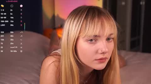 Snapshot of with_my_bae chatting on 11-03-25, 07:26 Hollis online show from 11-03-25, 07:26