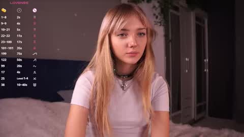 Snapshot of with_my_bae chatting on 11-21-25, 07:56 Hollis online show from 11-21-25, 07:56