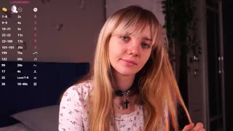 Snapshot of with_my_bae chatting on 11-30-25, 09:41 Hollis online show from 11-30-25, 09:41