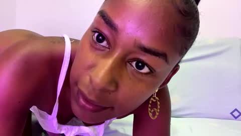 Snapshot of wizycandy_1 chatting on 01-19-25, 12:28 Wiz and Candy online show from 01-19-25, 12:28