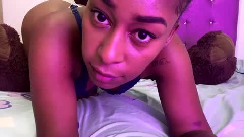 Snapshot of wizycandy_1 chatting on 02-20-25, 12:41 Wiz and Candy online show from 02-20-25, 12:41