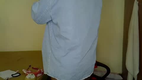 girlie o online show from 01-09-25, 02:40