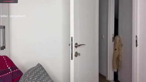 Wlademar online show from 02-16-25, 04:42