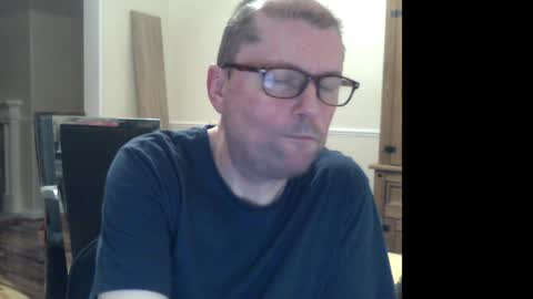 Snapshot of wobble444 chatting on 01-24-25, 12:52 wobble444 online show from 01-24-25, 12:52