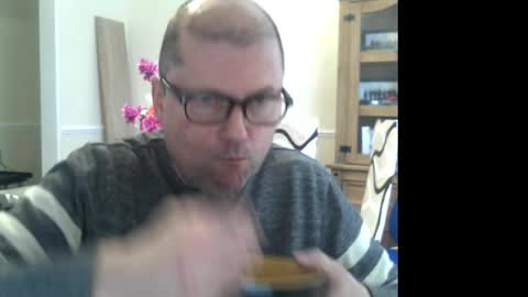 Snapshot of wobble444 chatting on 02-14-25, 09:13 wobble444 online show from 02-14-25, 09:13